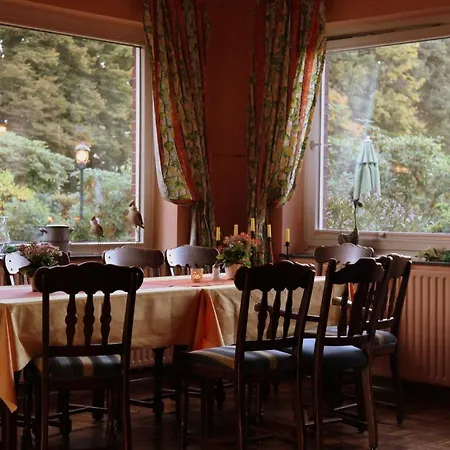 Zur Gronenburg 3*